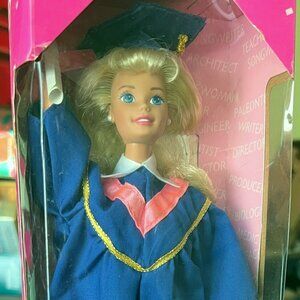 1995 VINTAGE 'Class of '96 Graduation' Barbie 15585 New in Box